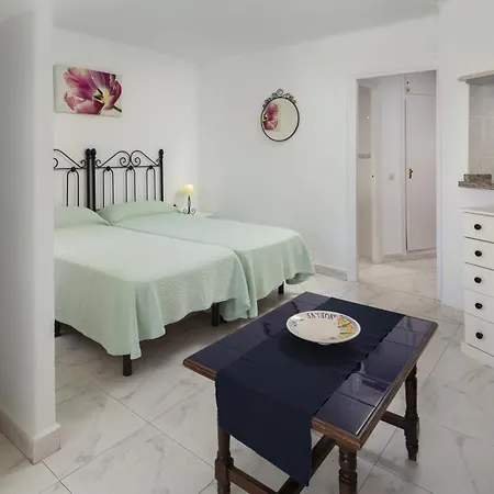 Estudio Bloque 80 Apartment *