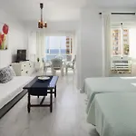 Apartament Estudio Bloque 80 *